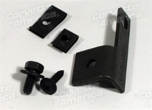 Outer Grille Mount Bracket. RH Inner 70-72