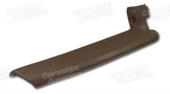 Pillar Post. Saddle RH 68-69
