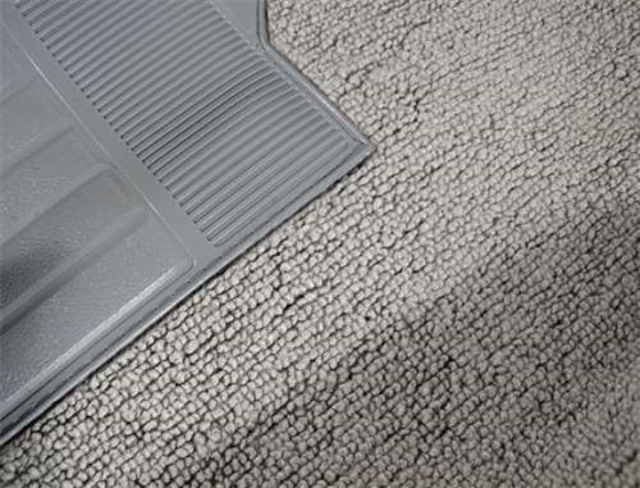 Front Carpet. Silver 80/20 Automatic 74-75