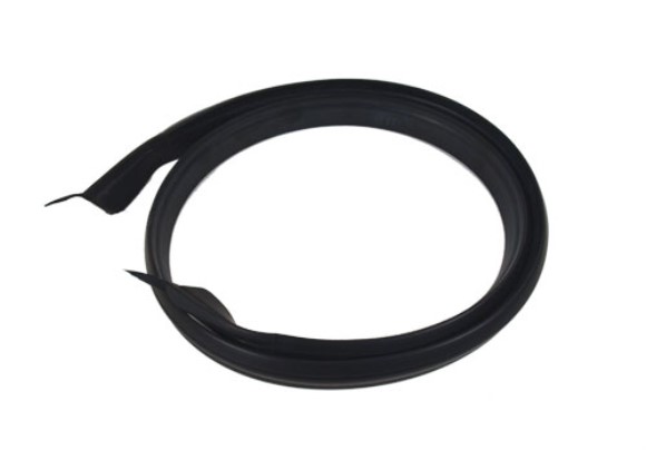Weatherstrip. Rear Window Coupe - USA 97-04