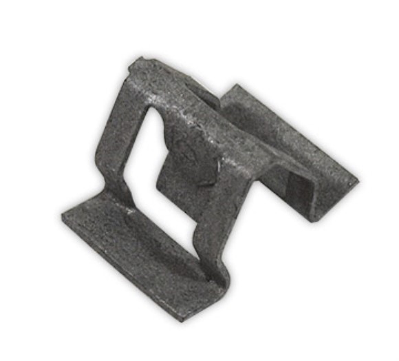 Front Wheel House Retainer 05-13