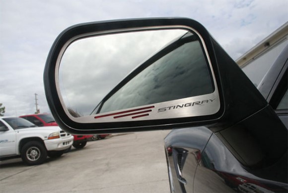SIDE MIRROR TRIM. -STINGRAY-. RED
