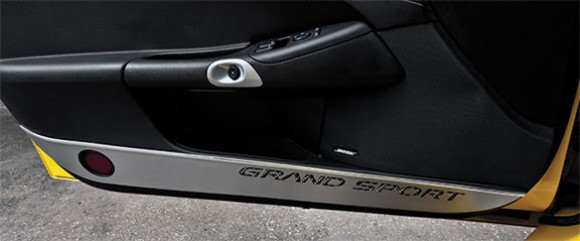 DOOR GUARDS. BLK CF GRAND SPORT