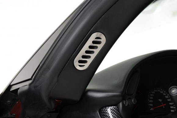 PILLAR VENT COVERS. SATIN