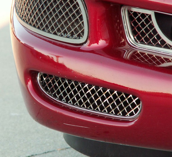 VENT GRILLES. FT BRK. LASER MESH