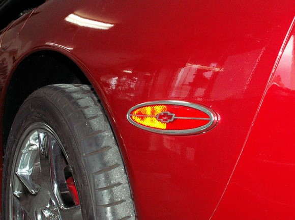 SIDE MARKER. REAR. SATN BOWTIE