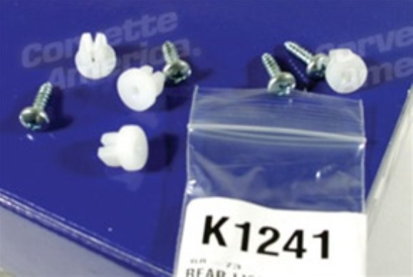 Rear License Bezel Screws & Nuts. 8 Piece 68-73