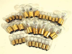 Light Bulb Kit. 33 Piece 64