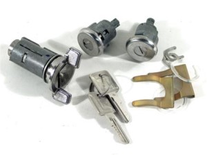 Lock Set. Ignition/Doors W/Electric Locks 79-82