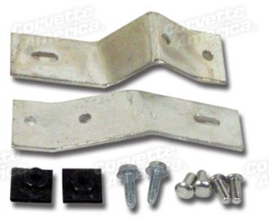 Side Exhaust Cover Hardware Set. Front 65-67