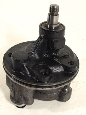 Power Steering Pump. Remanufactured without Reservoir 63-74